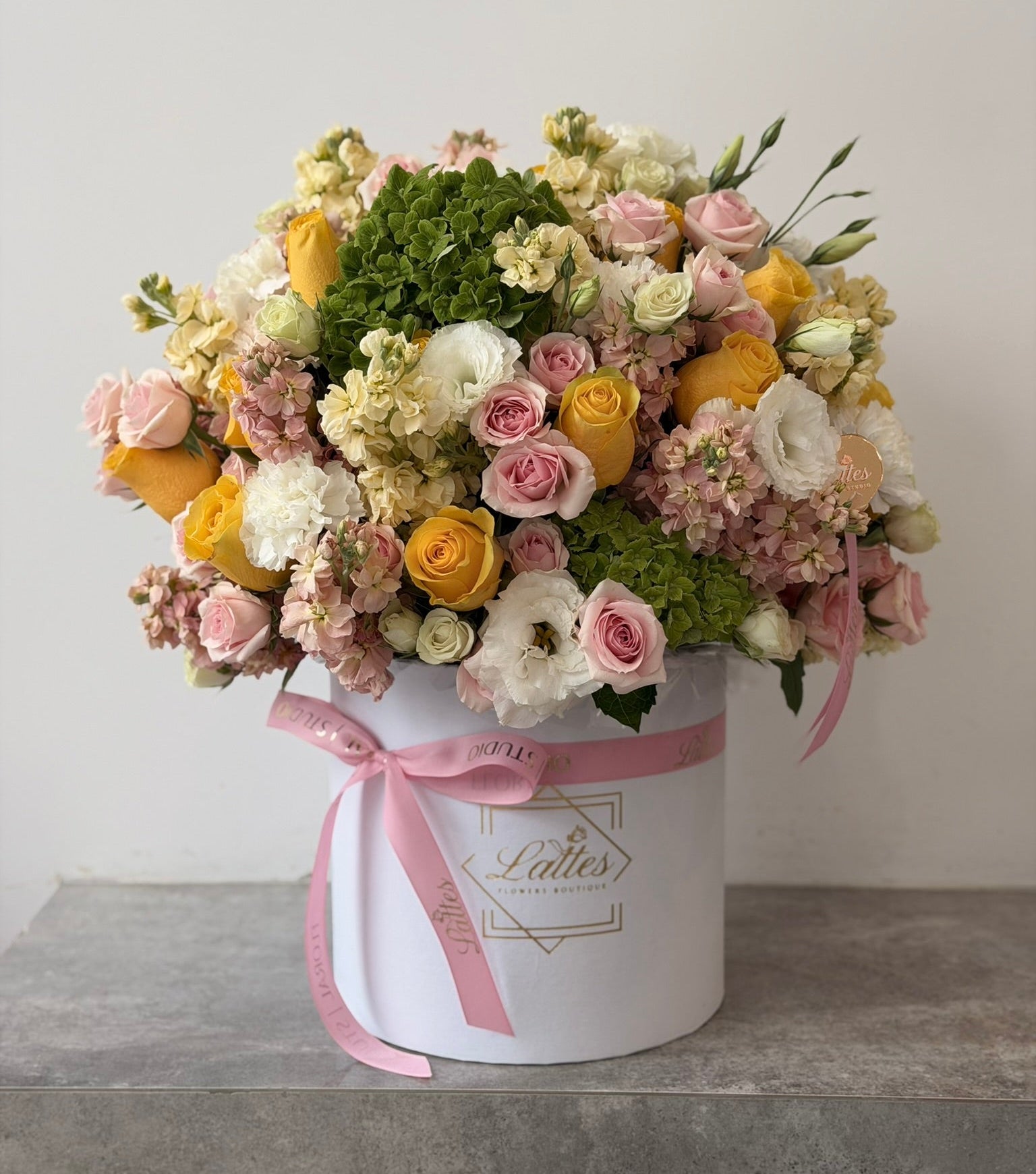 Golden Sunrise – Flower Box with Roses, Hydrangea & Lisianthus