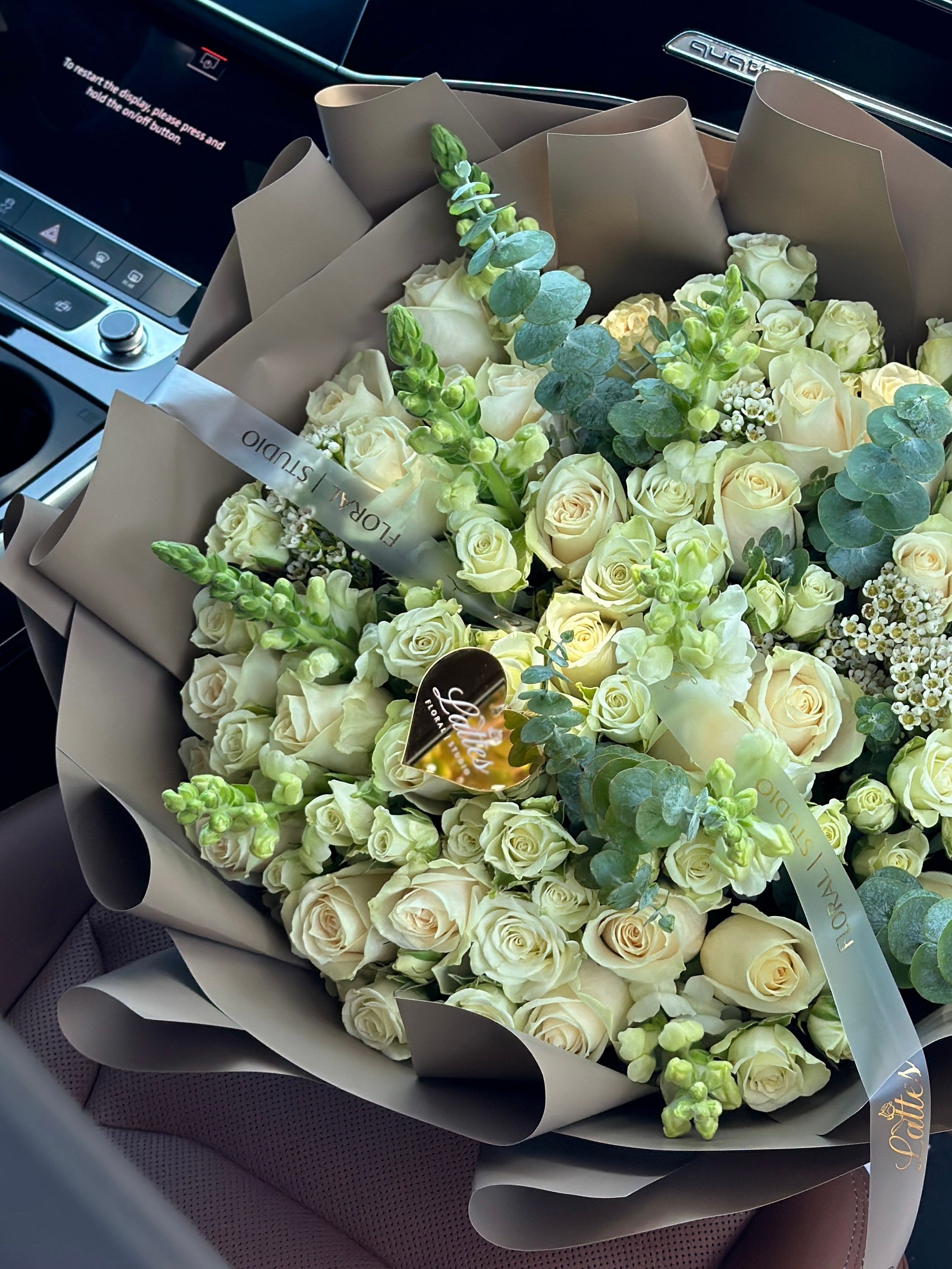 Ivory Grace – White Roses Bouquet