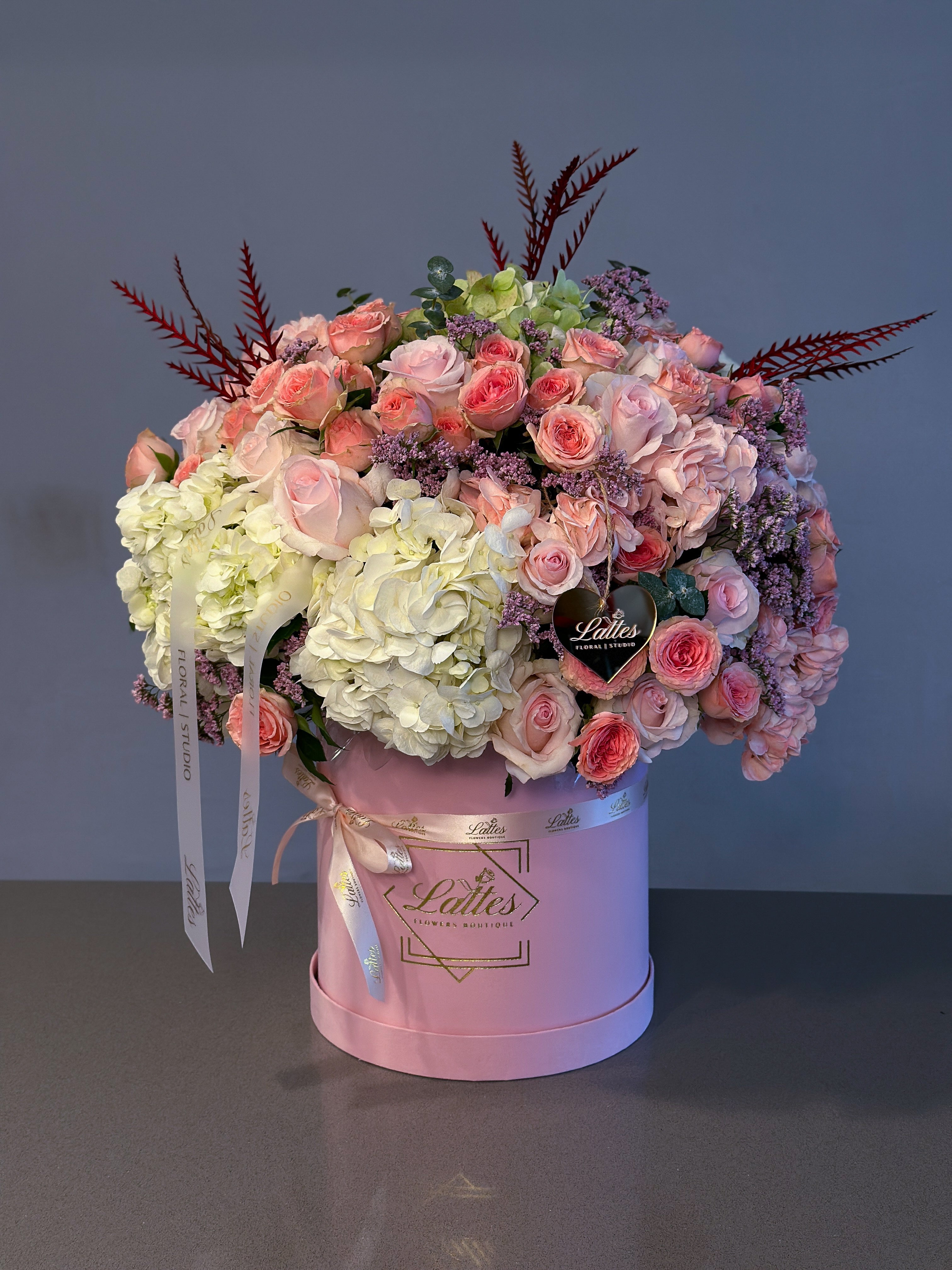 Blushing Elegance – Pink Flower Box