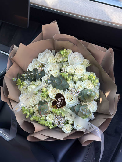 Ivory Grace – White Roses Bouquet