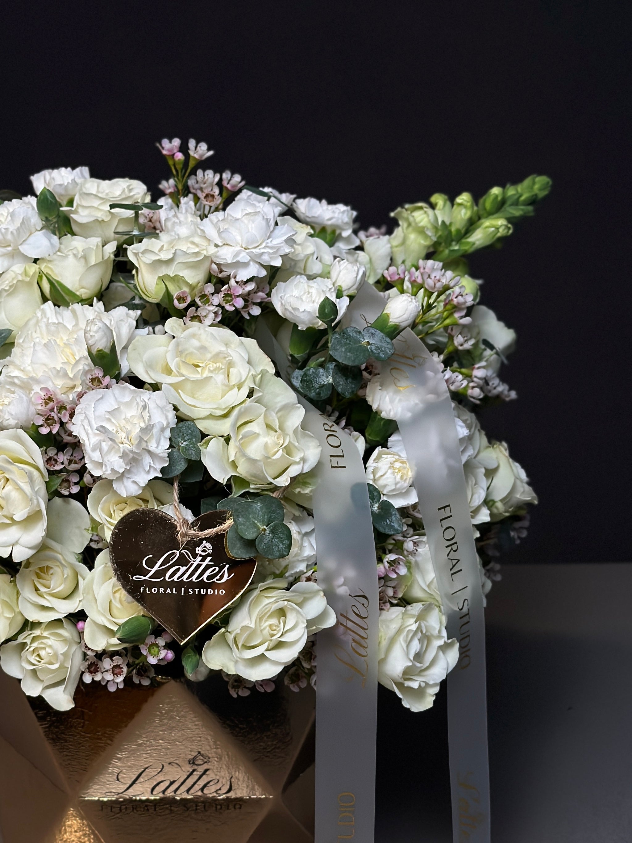 Golden Elegance – White Spray Roses | Flower Box