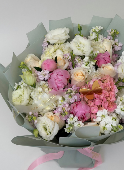 Enchanted Peony – Peonies Lisianthus Roses & Hydrangea Floral Bouquet
