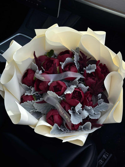 Velvet Passion – Peonies and Dusty Accents