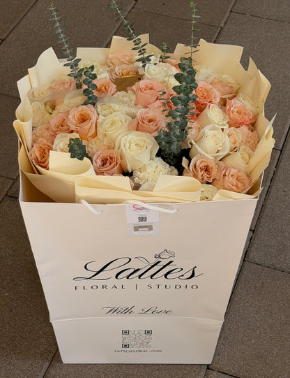 Peach Cloud – Peach and White Roses Bouquet