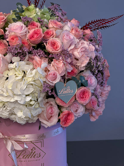 Blushing Elegance – Pink Flower Box