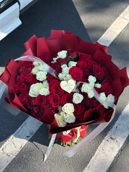 Amore Rosso – Red & White Rose Symphony