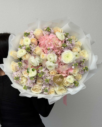 Pearl Blush - Hydrangea, Roses & Ranunculus Bouquet